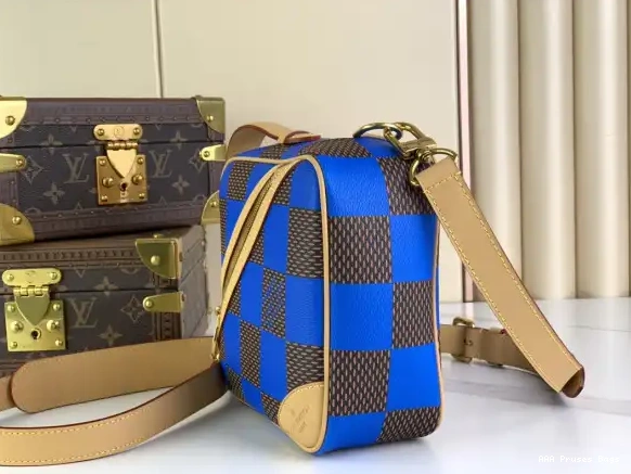 AAA Pruses Bags Chess LOUIS Messenger-24*24*8CM VUITTON 0522